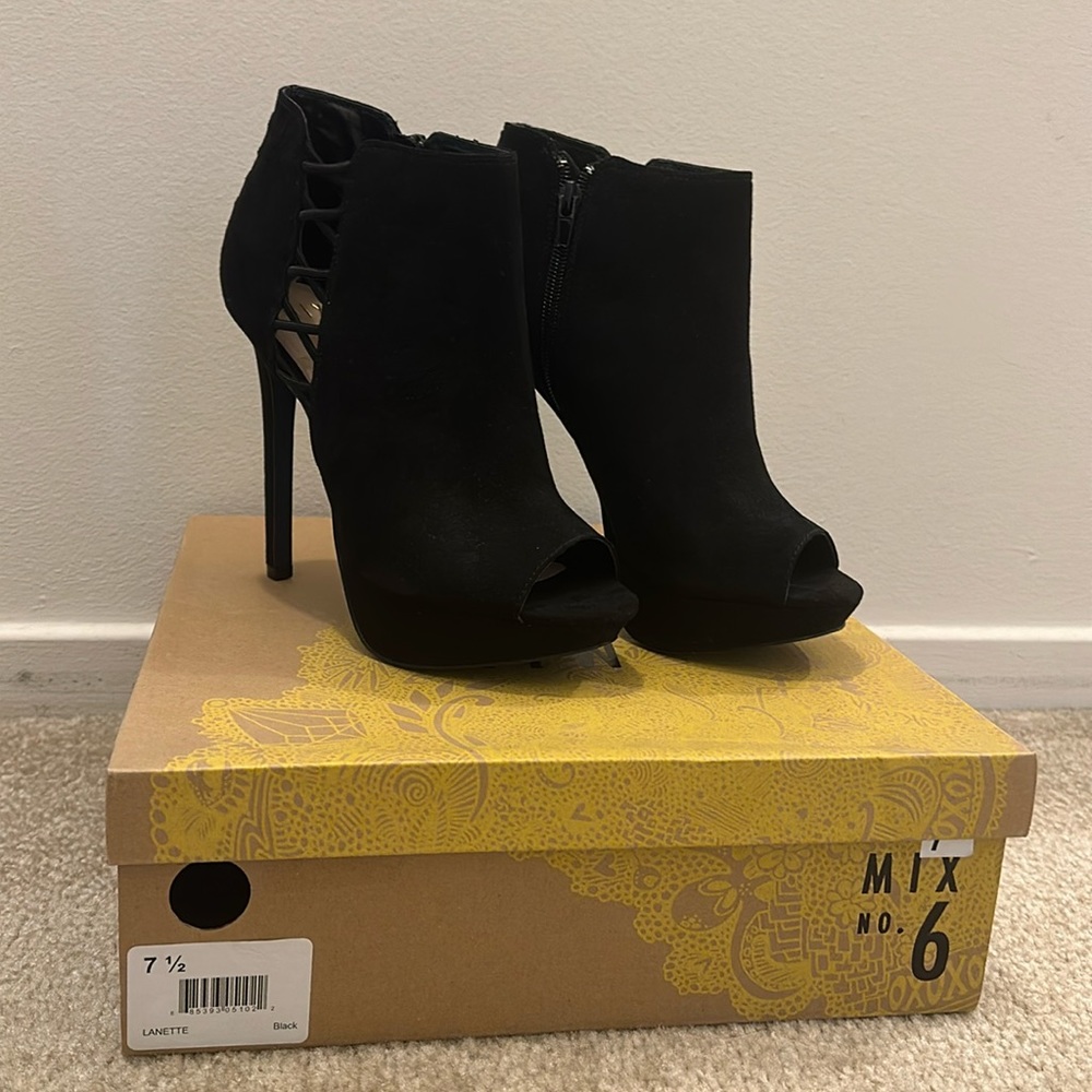 Mix No. 6 Lanette heel